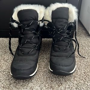 Sorel boots size 8